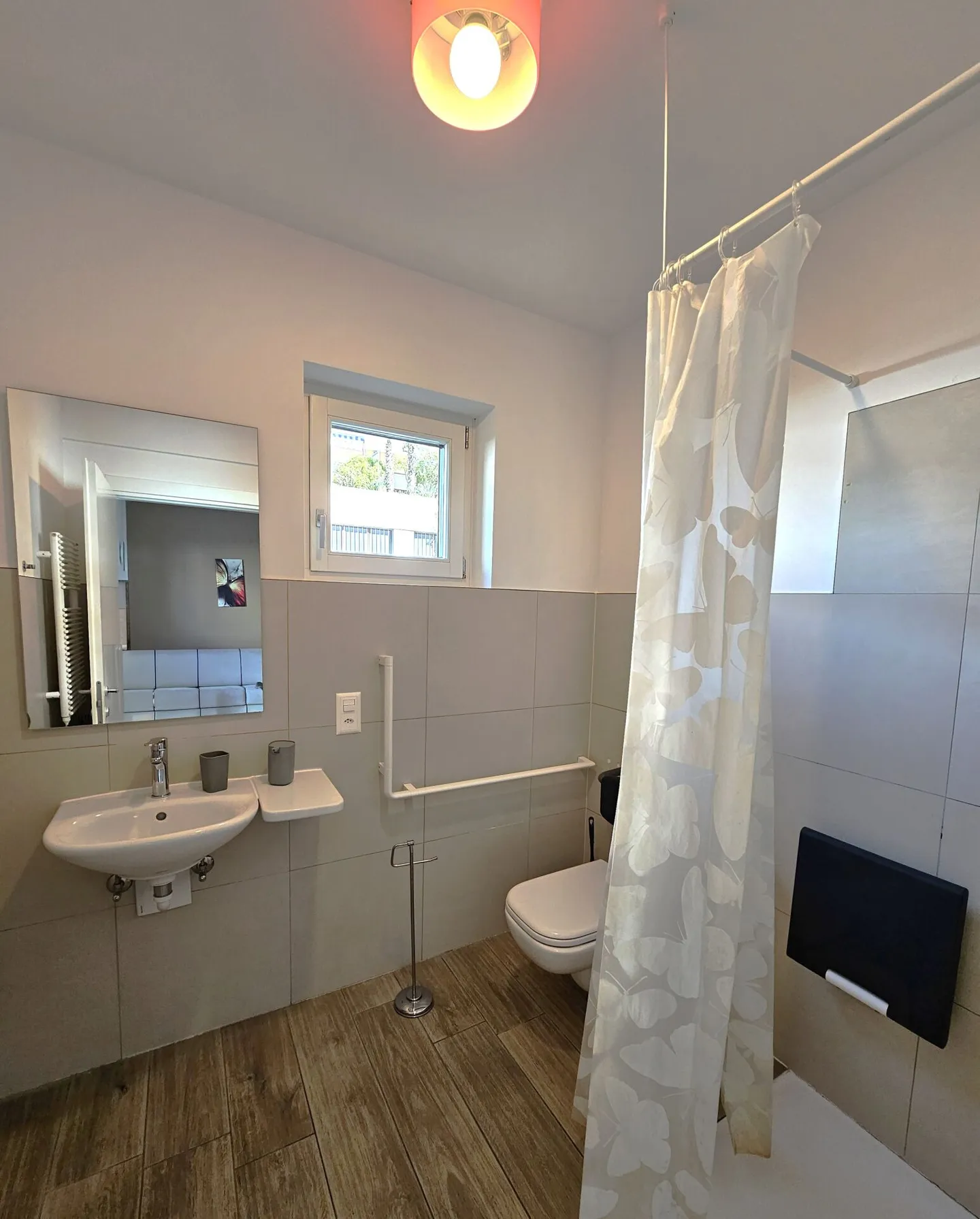 Charming 3.5 Room Apartment - Photo 5 of 5