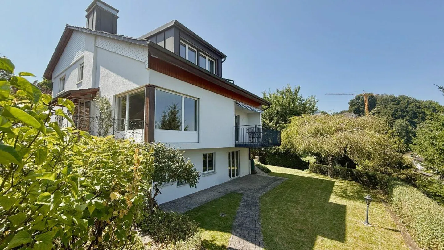 Une maison pleine de lumière même par jours gris - Photo 1 sur 8