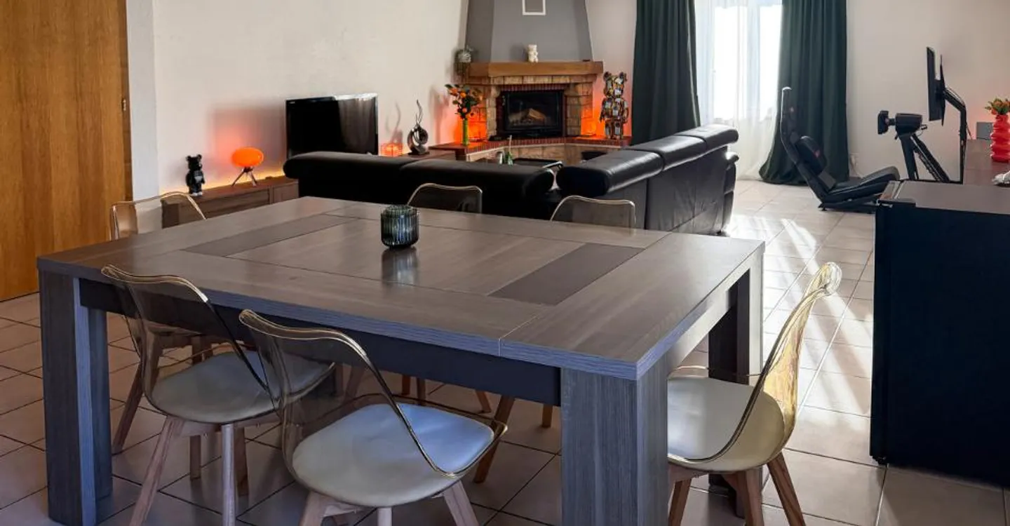 In vendita - Appartamento di 2,5 locali in condominio con posto auto in vendita. - Foto 2 di 10