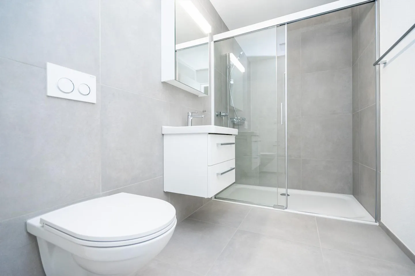 Nouvel appartement dans le populaire parc résidentiel Blümlisalp ! - Photo 7 sur 9