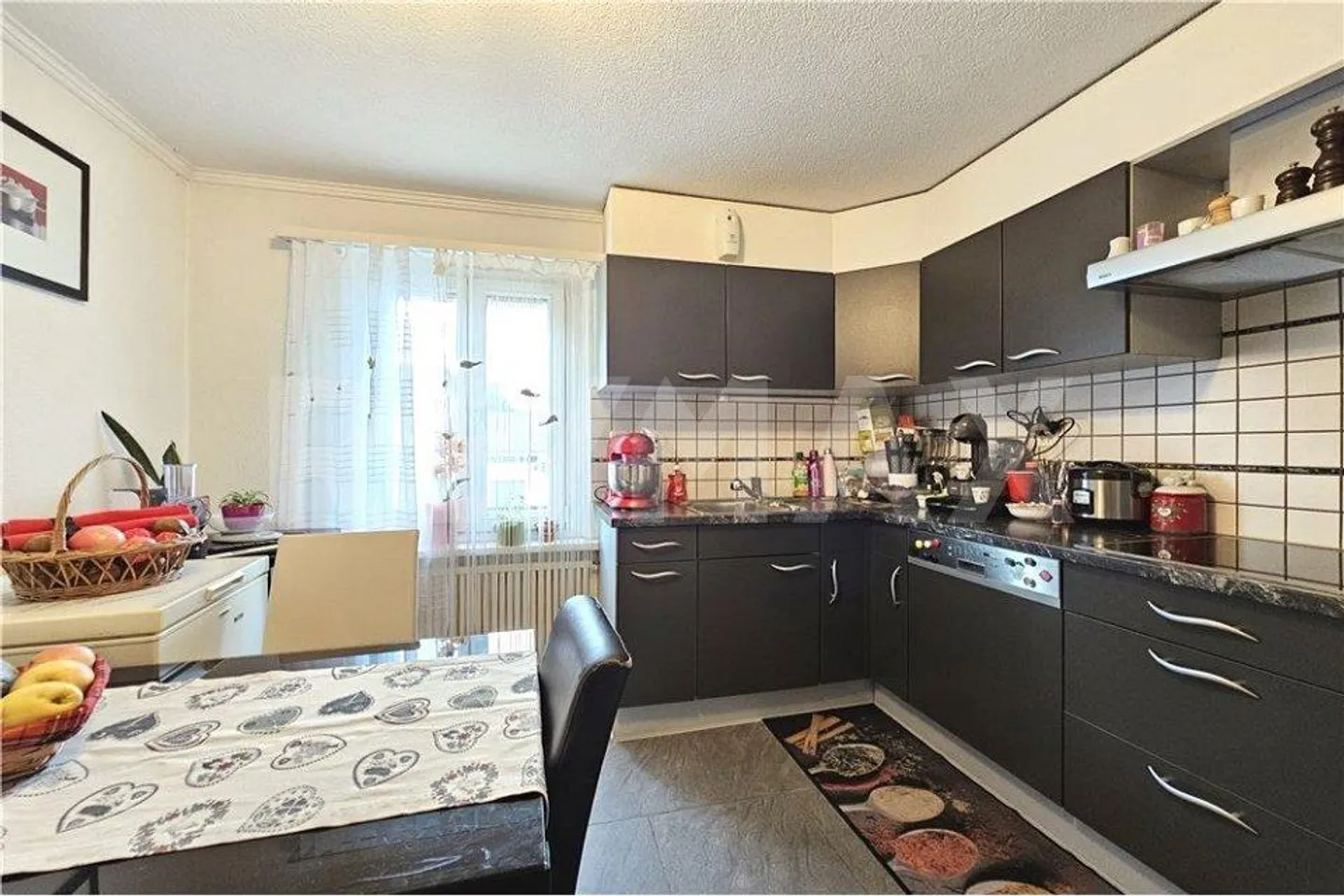 Casa plurifamiliare con edificio agricolo con molte possibili usi a Leuk-Susten - Foto 12 di 13