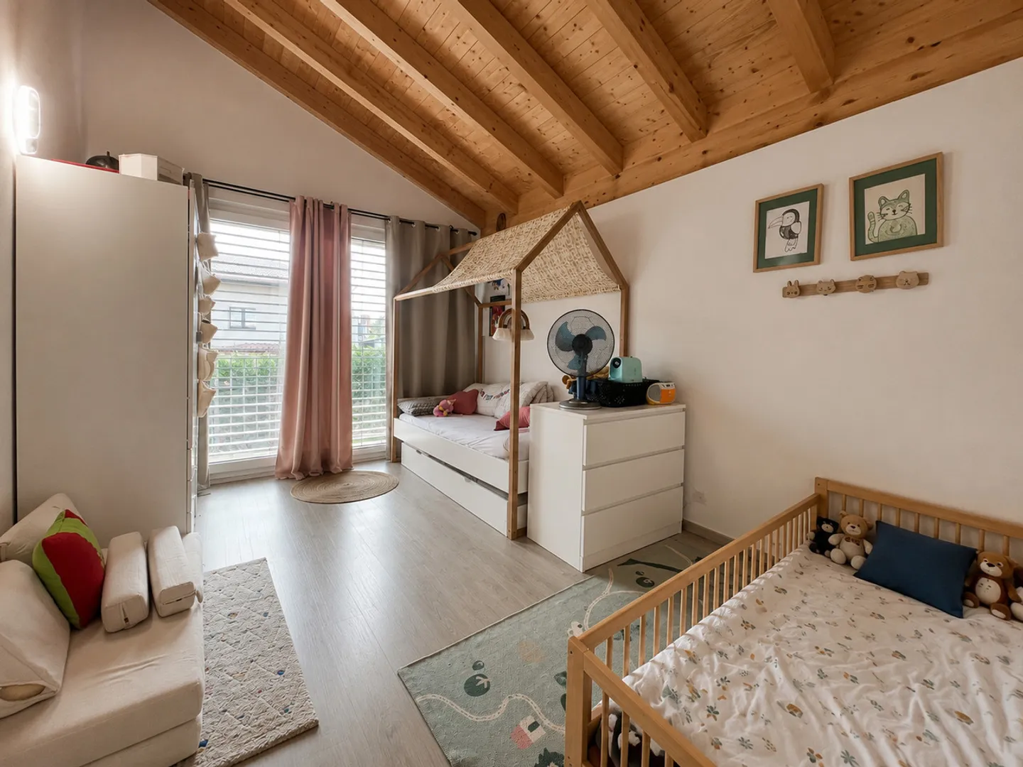 Magnificent recent villa with spacious garden in Aproz - Photo 7 of 10