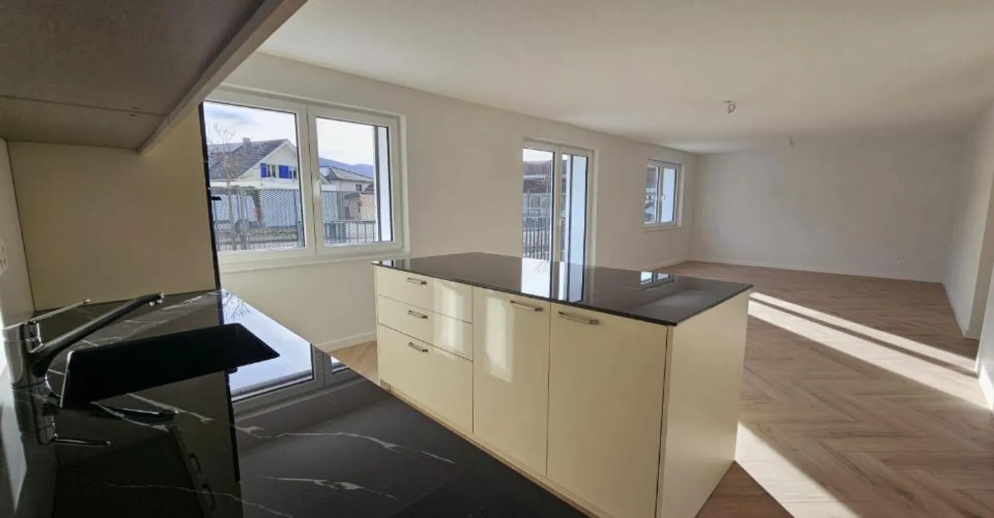 Renoviertes Familienhaus in Ruhiger Lage - Foto 2 von 11