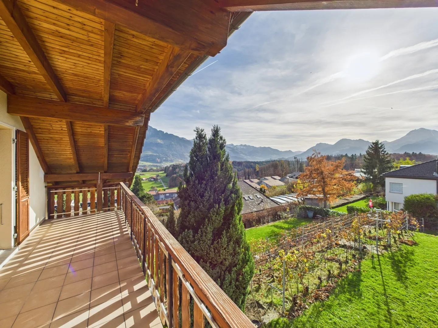Spacious family apartment with stunning views in Morlon - Photo 1 of 13