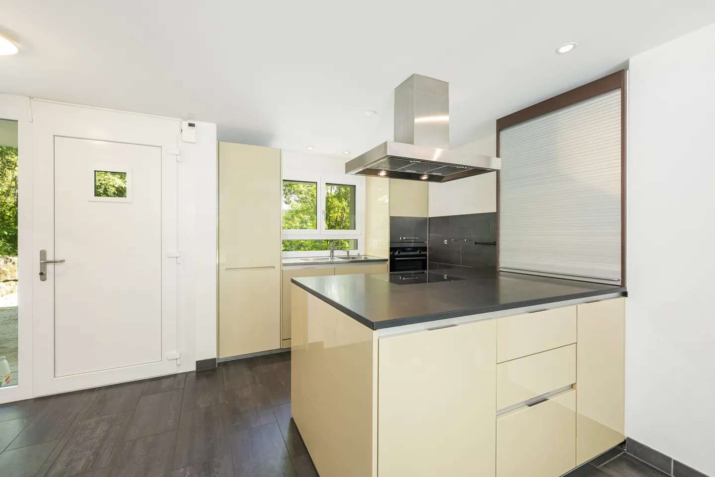 Traumhaftes Terrassenhaus in Langnau - Foto 12 von 14