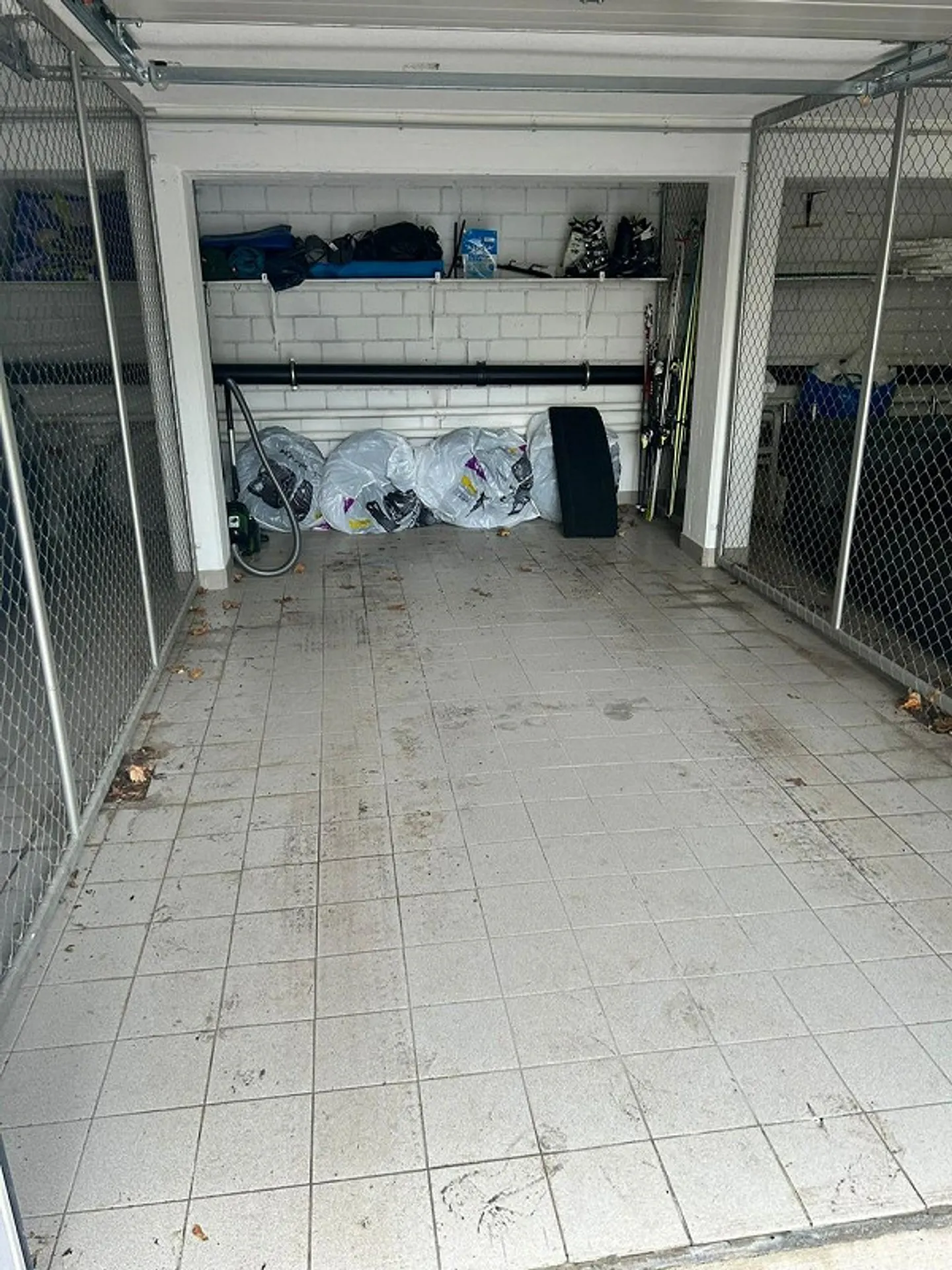 In affitto in un quartiere tranquillo appartamento luminoso di 4,5 stanze - Foto 12 di 12