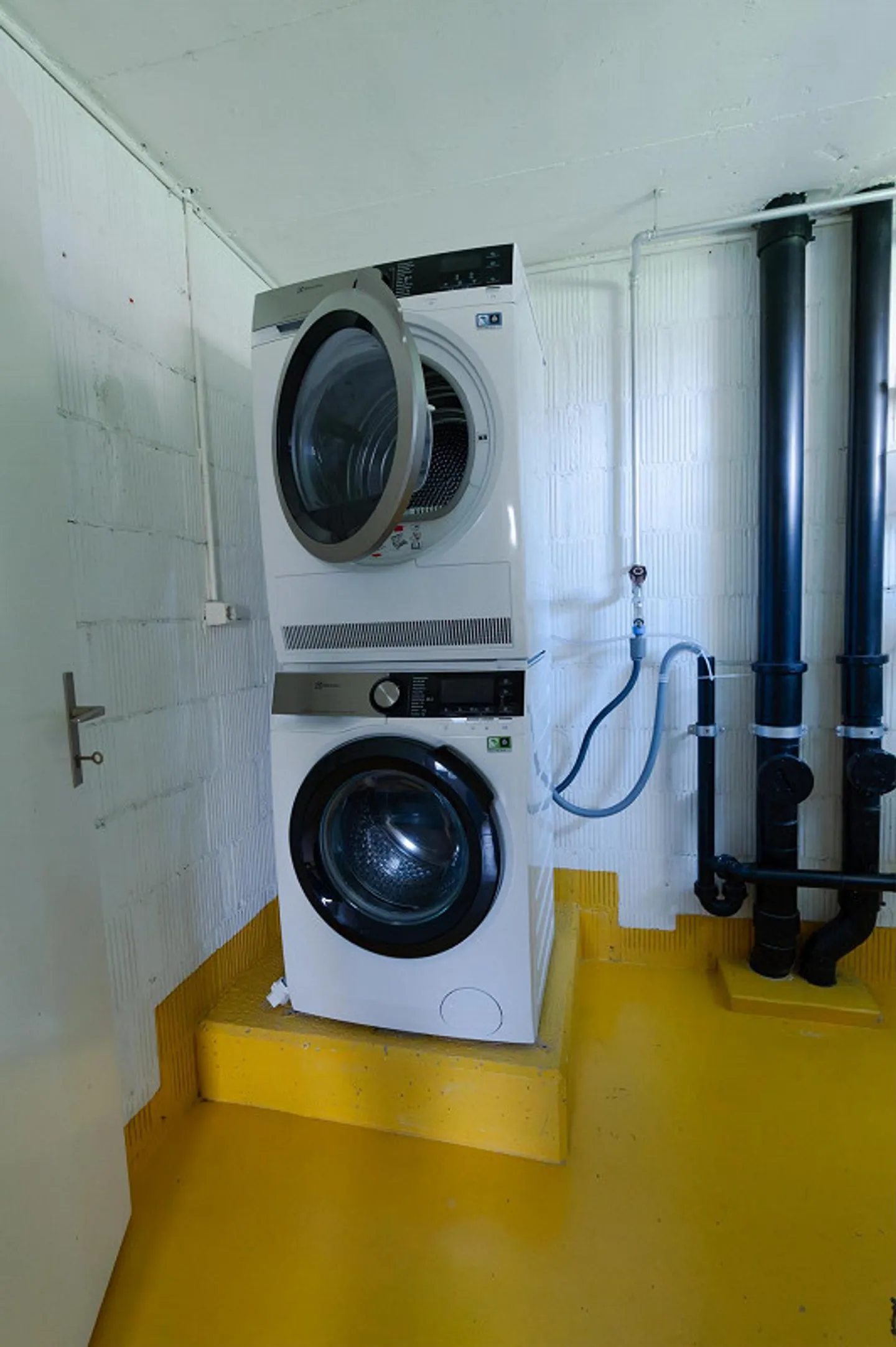 Stylish Family Home in Moosseedorf - Photo 12 of 13