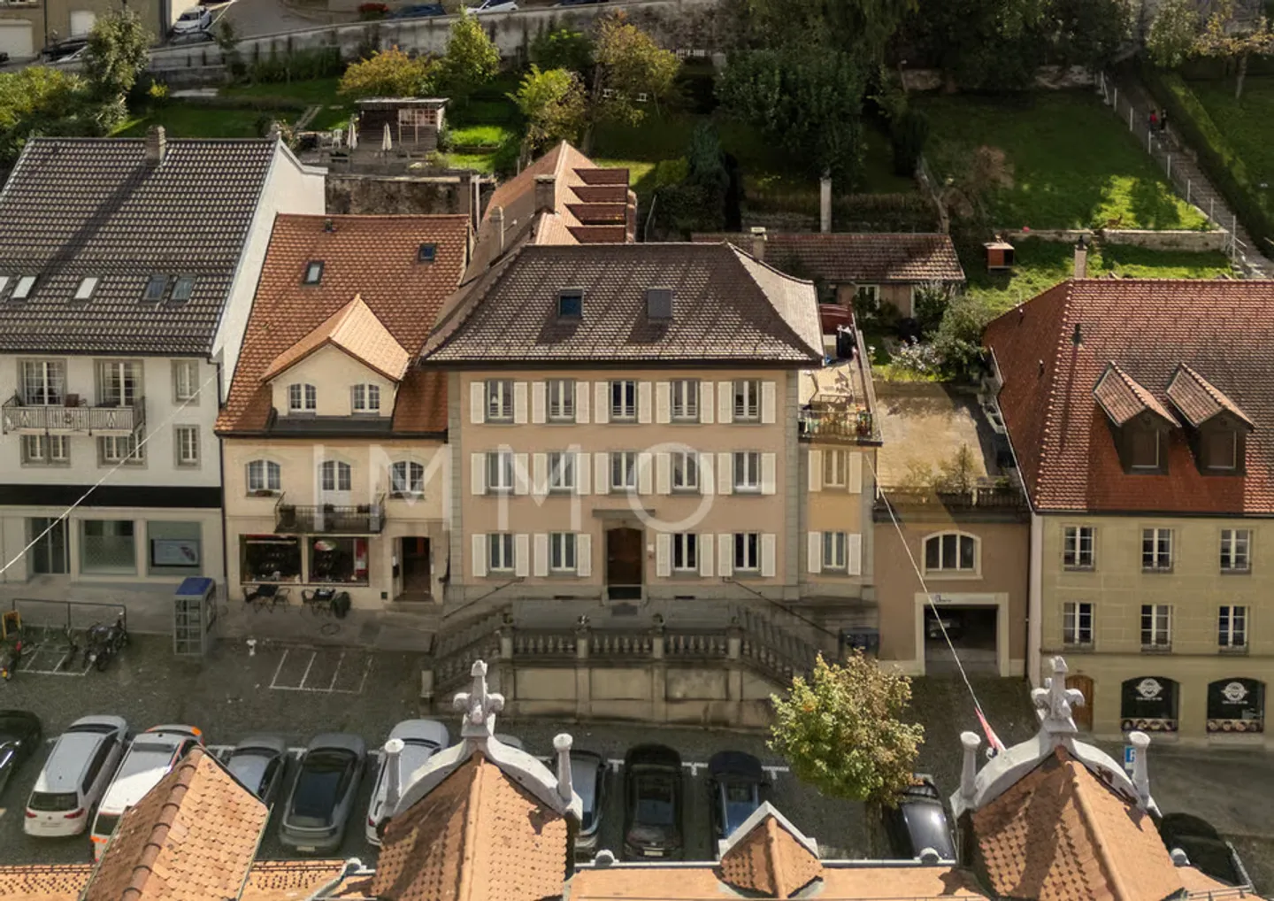 Opportunité unique au coeur de Romont lmmeuble mixte à vendre - Photo 1 of 13