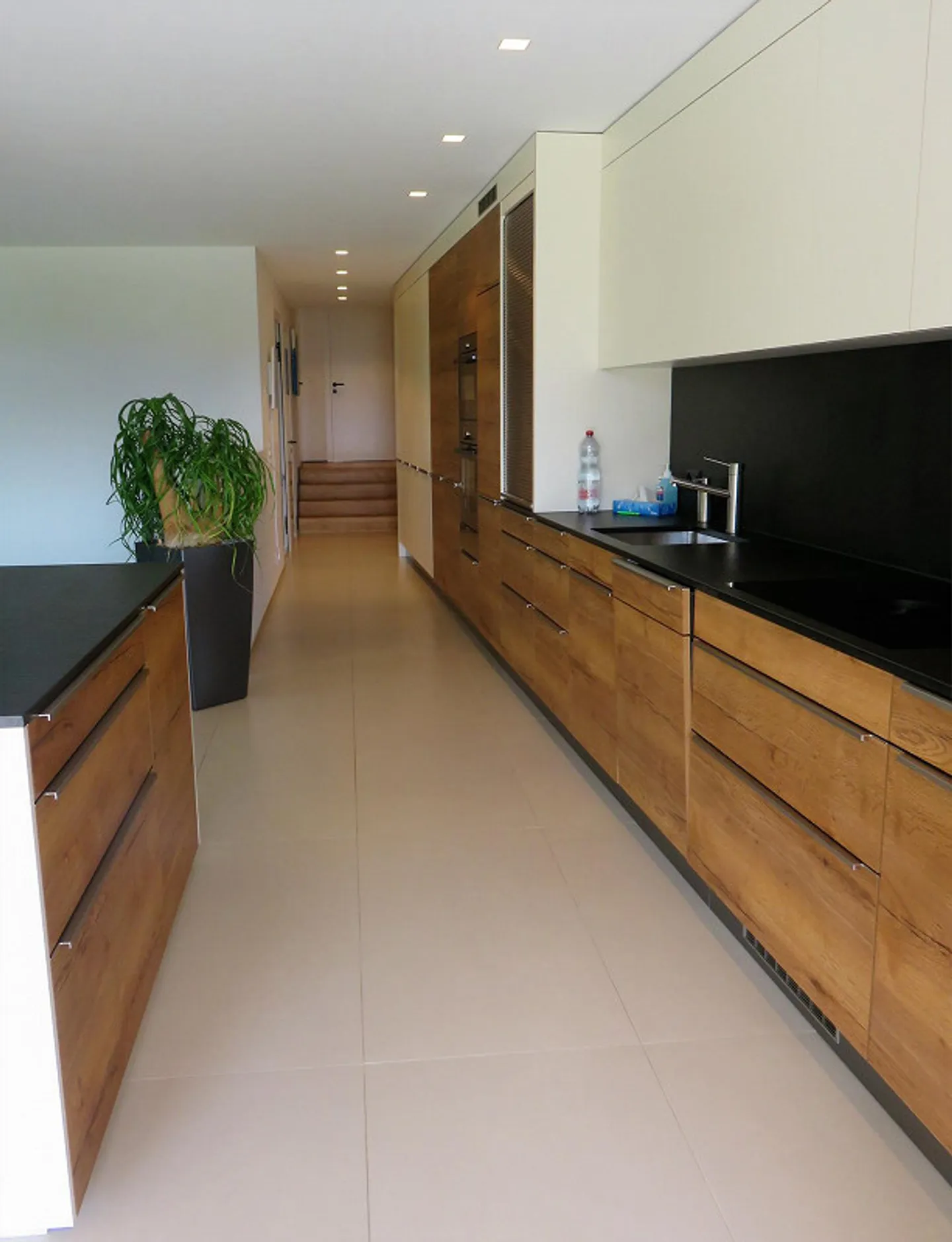 Living like in a single-family home - Photo 7 of 12