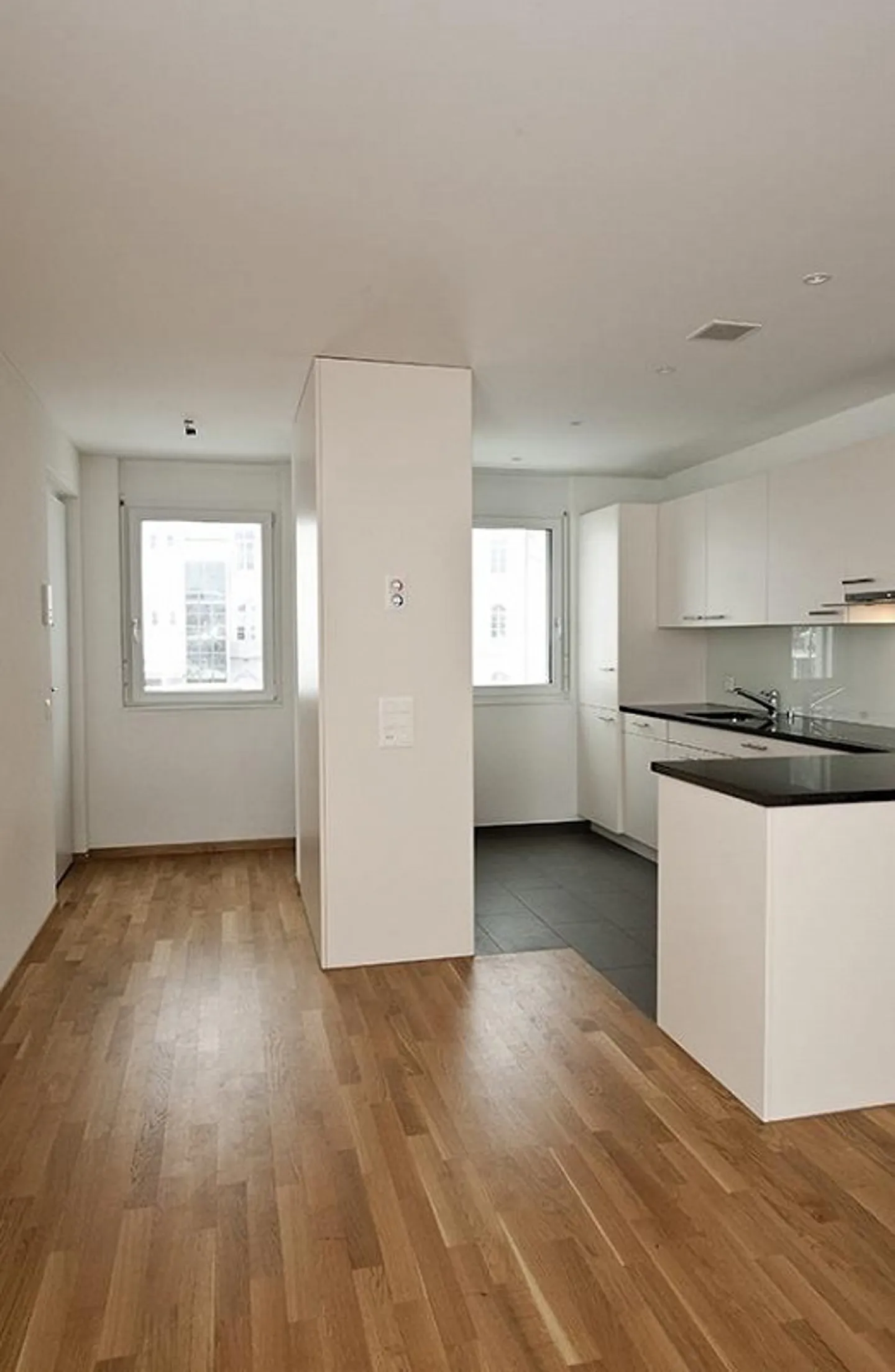 Ideale per noi! Appartamento di 3,5 stanze con 2 bagni e terrazza - Foto 2 di 14