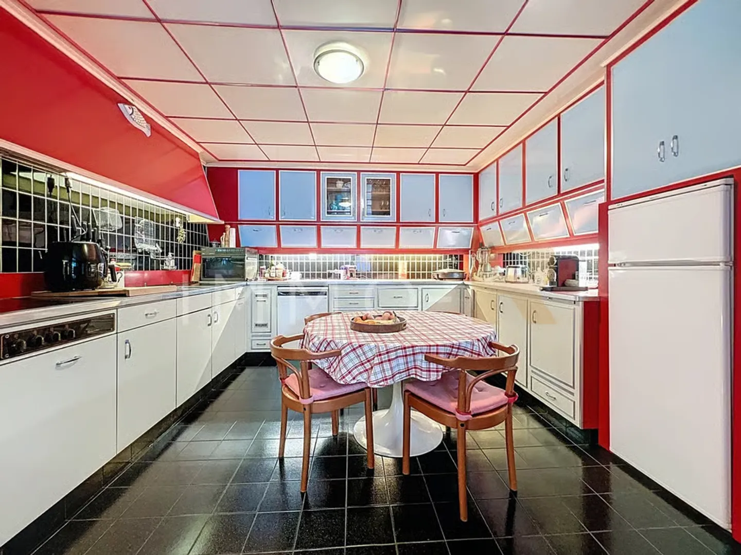 Opportunité unique au coeur de Romont lmmeuble mixte à vendre - Photo 7 of 13