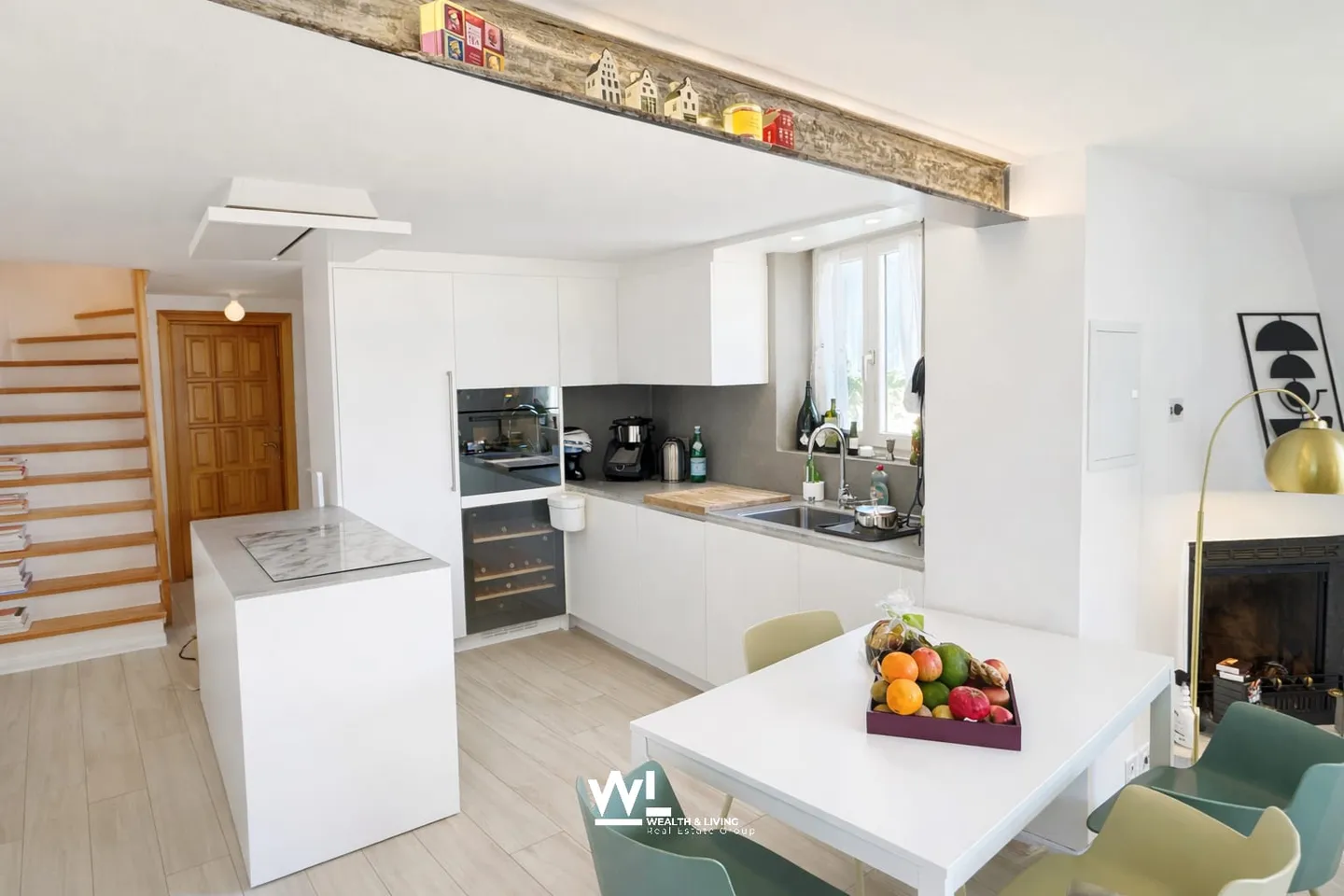 Charming 5-Room Townhouse in Losone - Photo 1 of 13