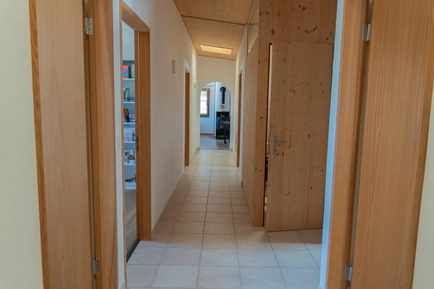 Appartamento luminoso di 5,5 stanze in affitto - Foto 10 di 12