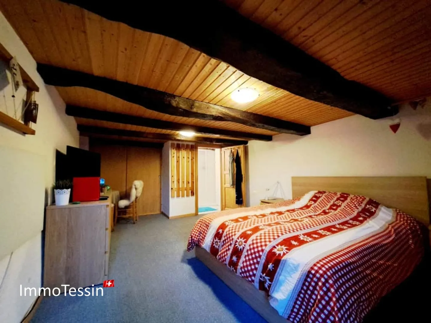 VERZASCATAL: 3 charming Rusticos in Mergoscia with beautiful panoramic views at the famous reservoir - Photo 13 of 13