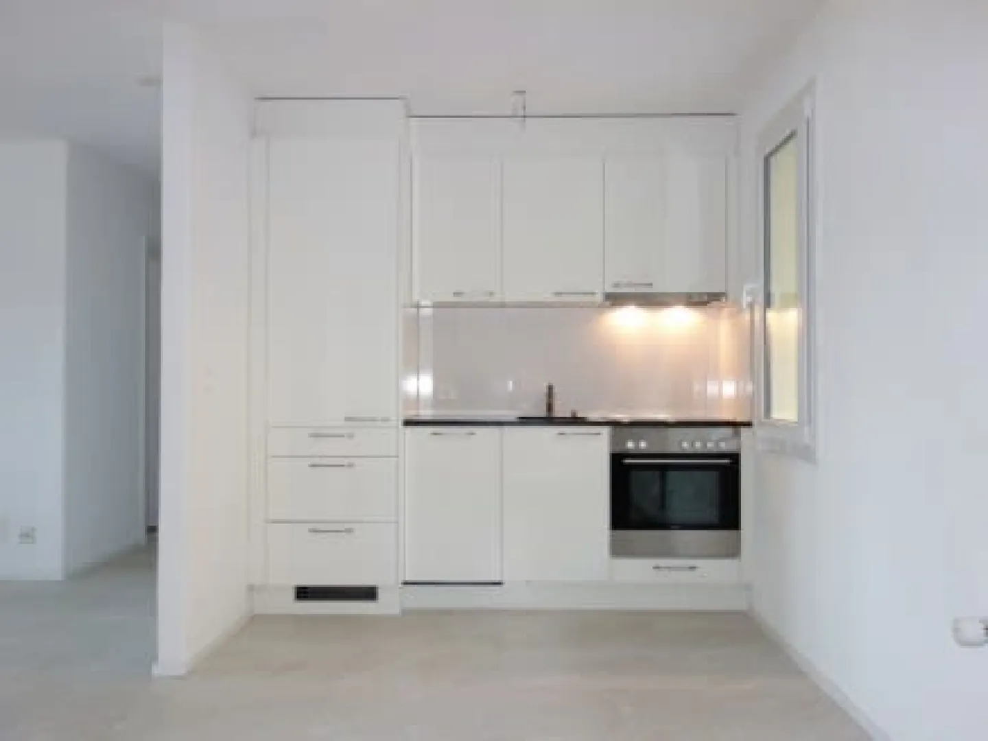 APPARTEMENT MODERNE 2.5 PIÈCES - Photo 2 sur 8