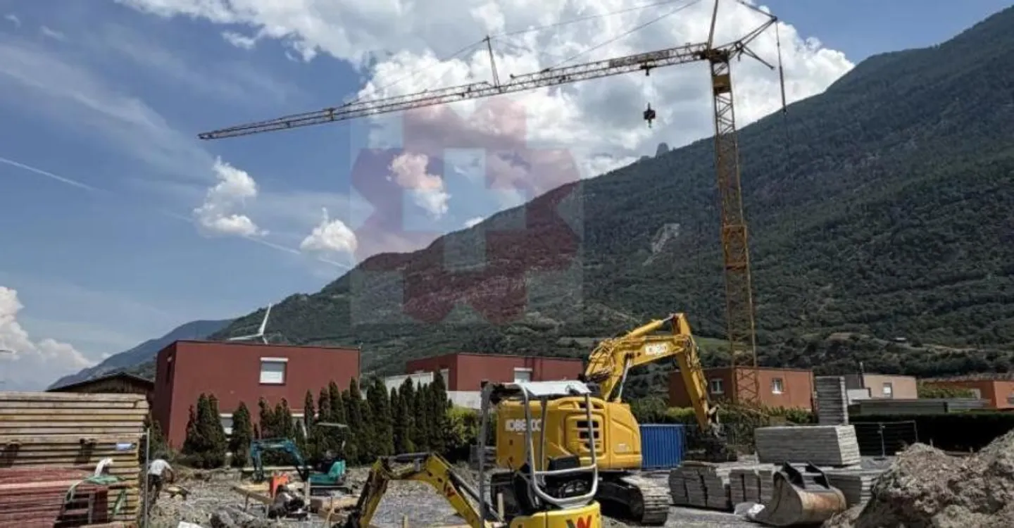 Reihenhaus mit 5,5 Zimmern - Foto 2 von 5