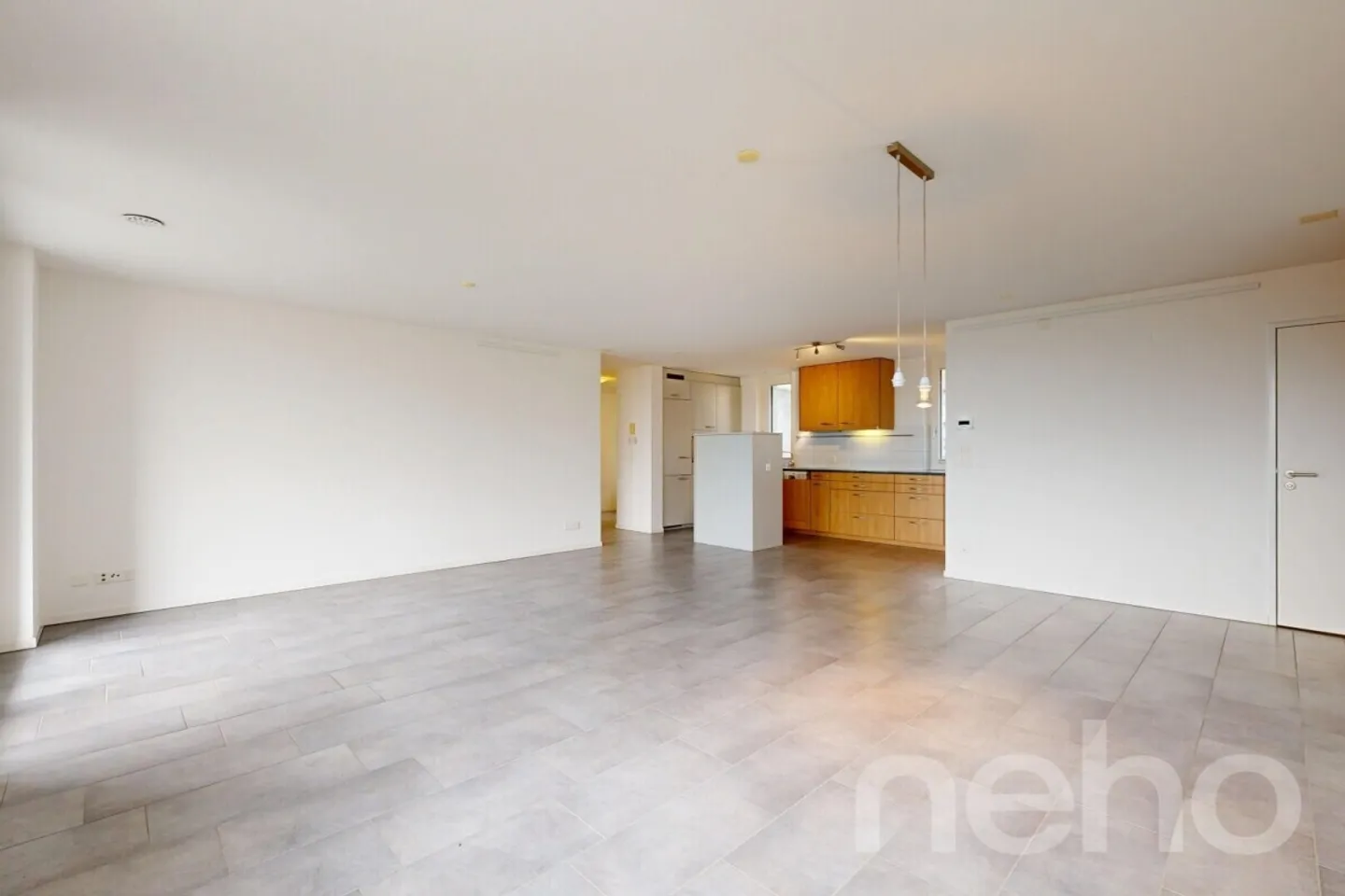 Modern 5.5-room apartment with panoramic views and balcony - Wil SG - Photo 5 of 12