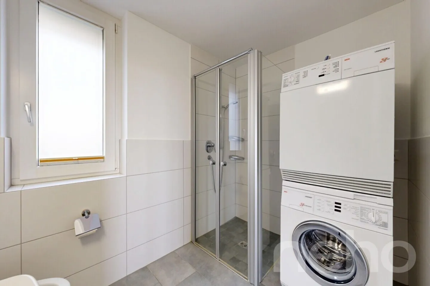 Modern 5.5-room apartment with panoramic views and balcony - Wil SG - Photo 11 of 12