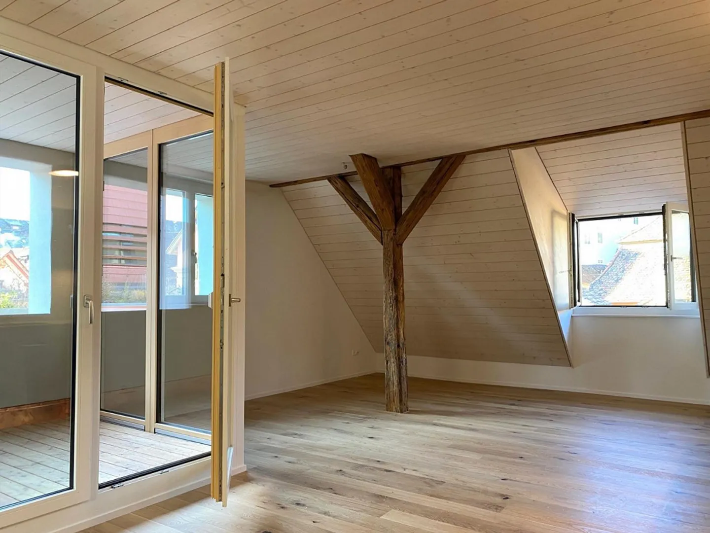 Vivere unico nel cuore della città vecchia - Foto 2 di 13