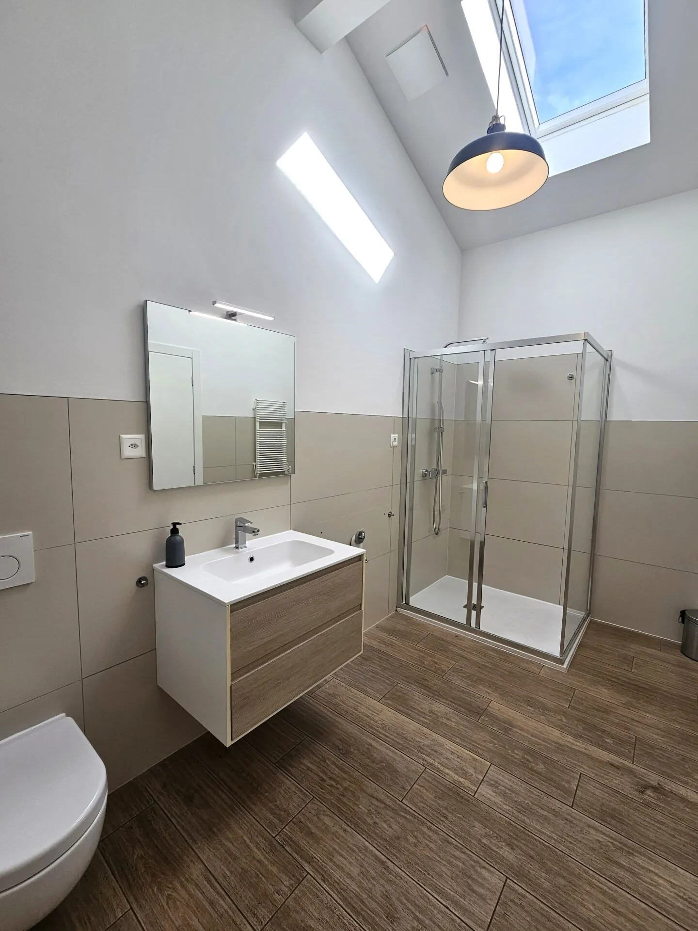 Charming 3.5 Room Apartment - Photo 10 of 11