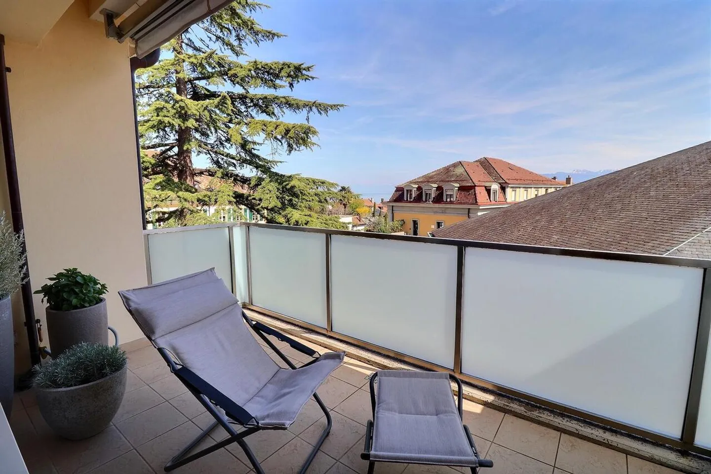 Ein echtes Juwel im Herzen von Nyon in einem halb besetzten Leibrentenvertrag ohne Miete! Seeblick! Ein Teil der Wohnung sofort verfügbar! - Foto 12 von 16