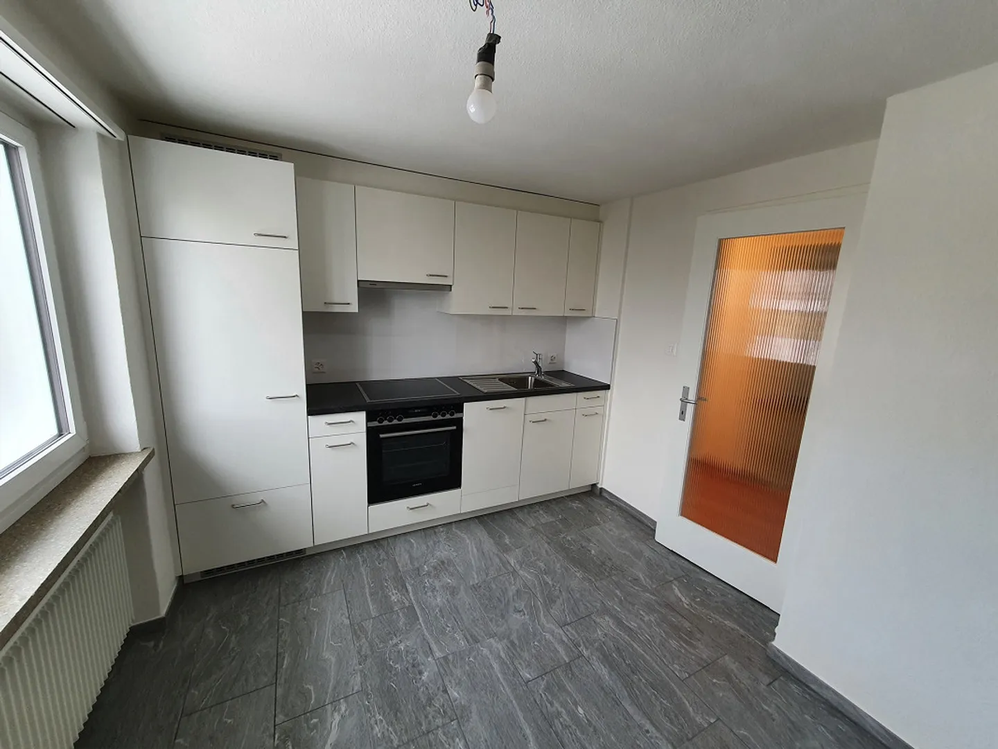 3-Room Attic Apartment in the City Center - Photo 2 of 11