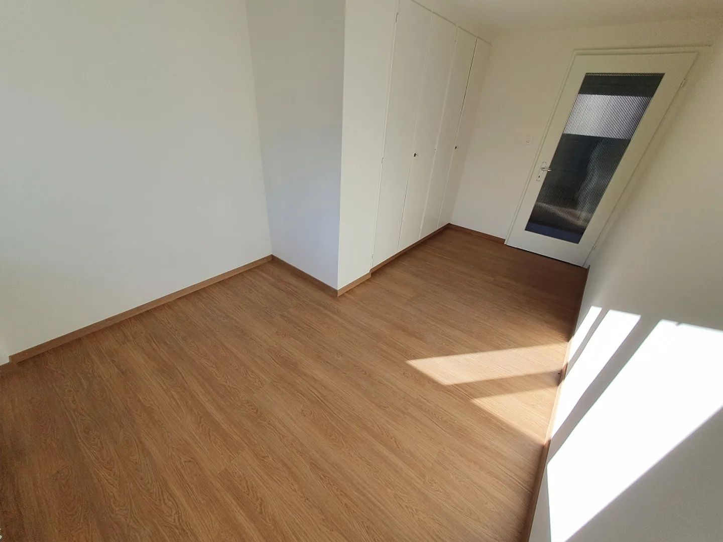3-Room Attic Apartment in the City Center - Photo 6 of 11