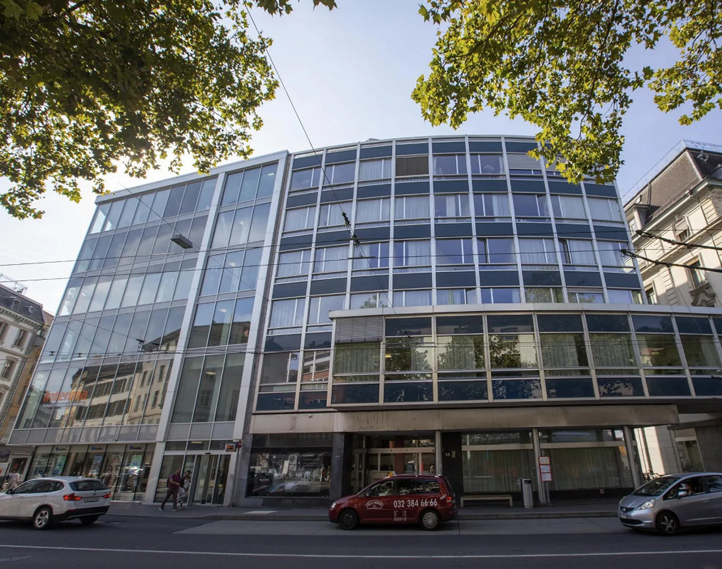 Luxuriöse möblierte 2.5-Zimmer-Wohnung mit Service im Zentrum von Biel - Foto 15 von 16