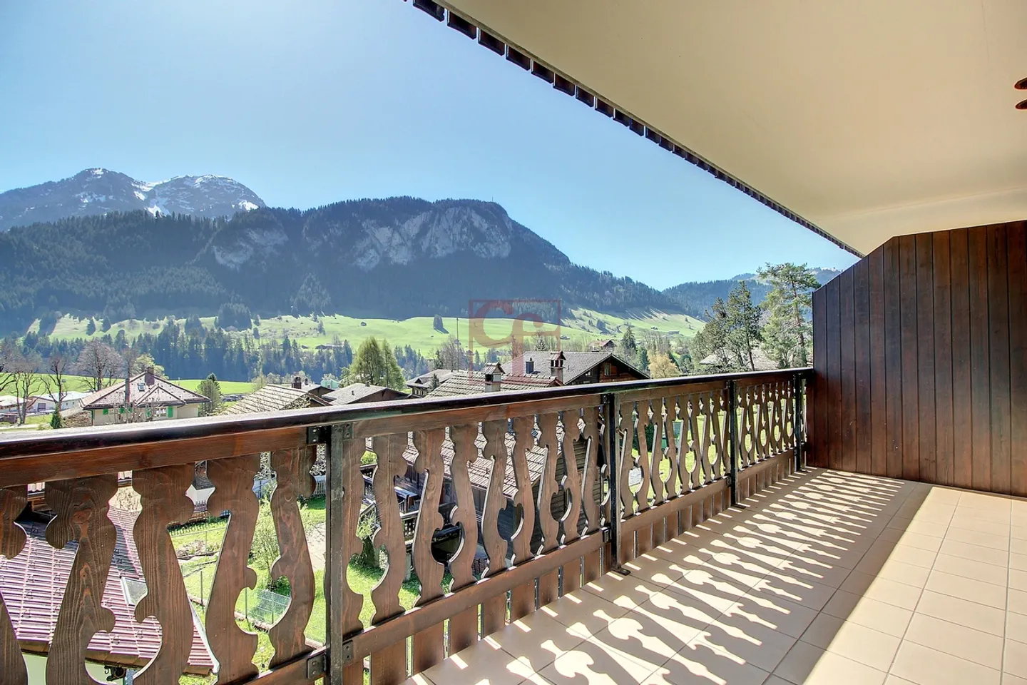 Château-d'Oex - Appartamento in una piccola PPE vicino al villaggio - Foto 1 di 11