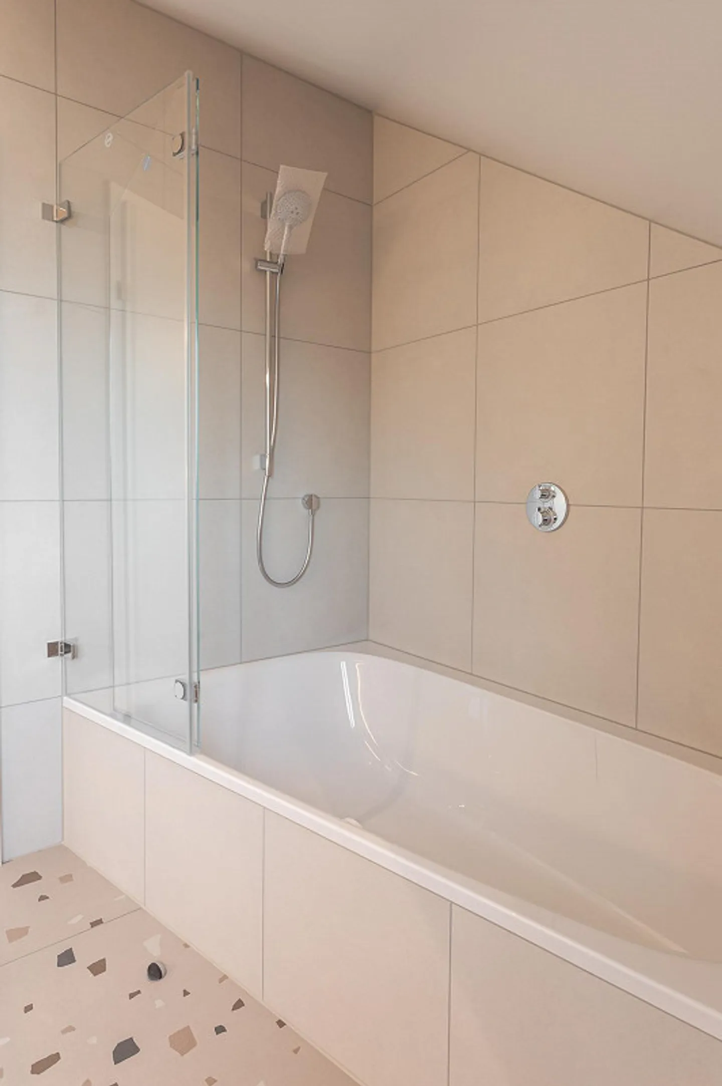 Vivere sopra i tetti di Berneck - Foto 8 di 11