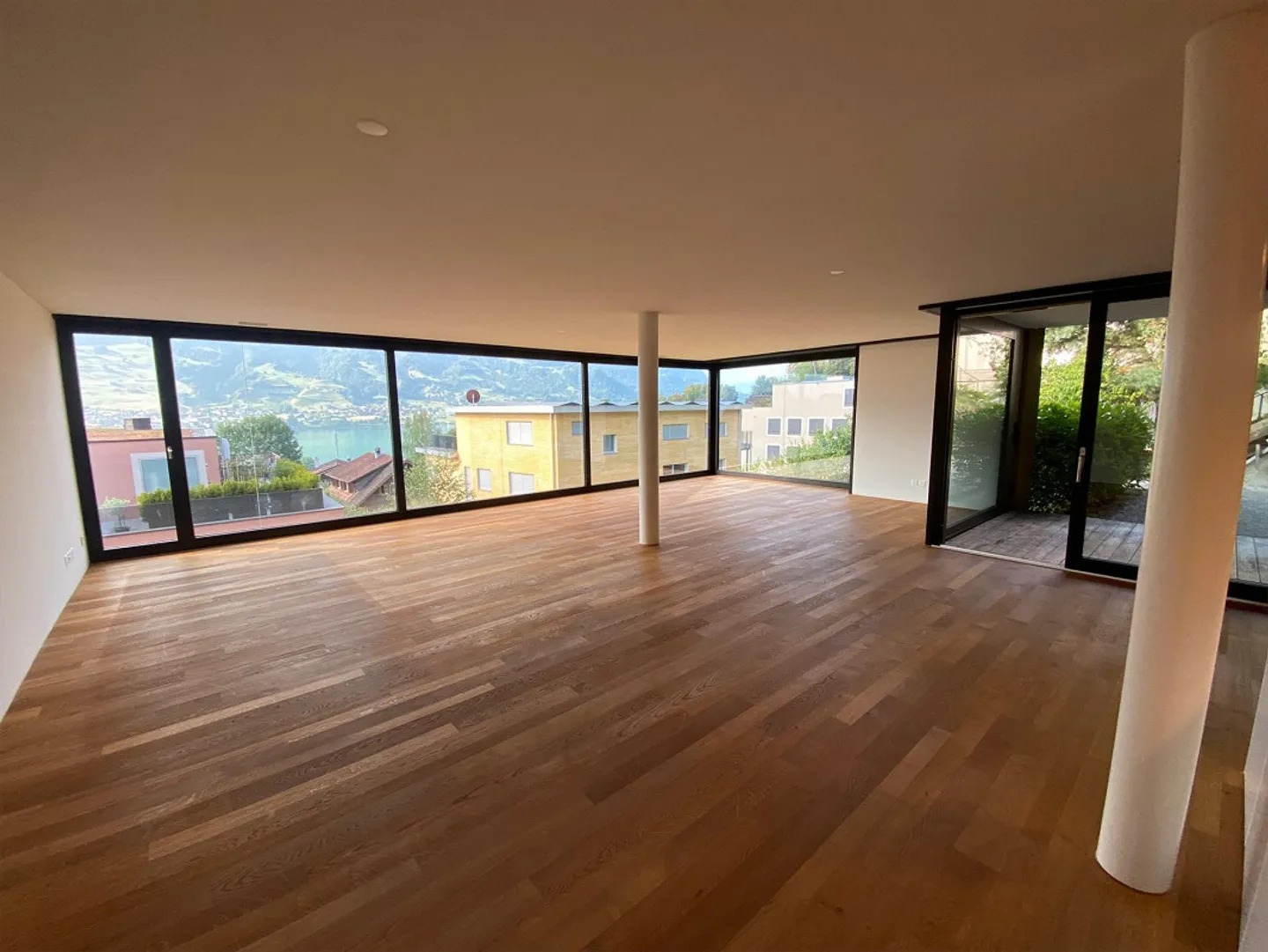Exklusives Apartment mit Seesicht - Foto 4 von 10