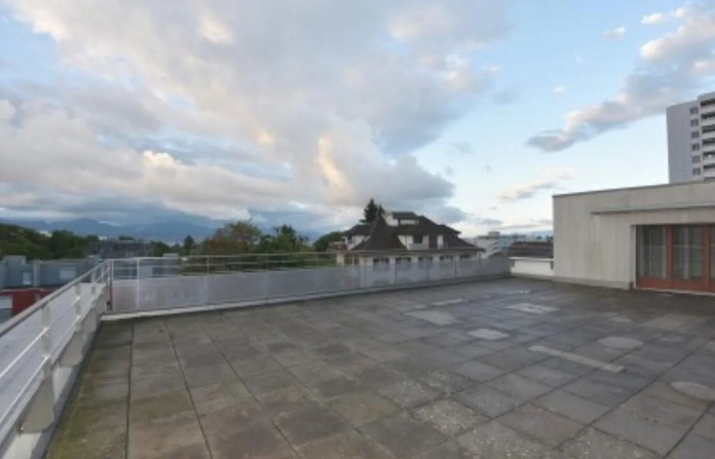 Sublime 122m2 con camino e enorme terrazza - Foto 1 di 9