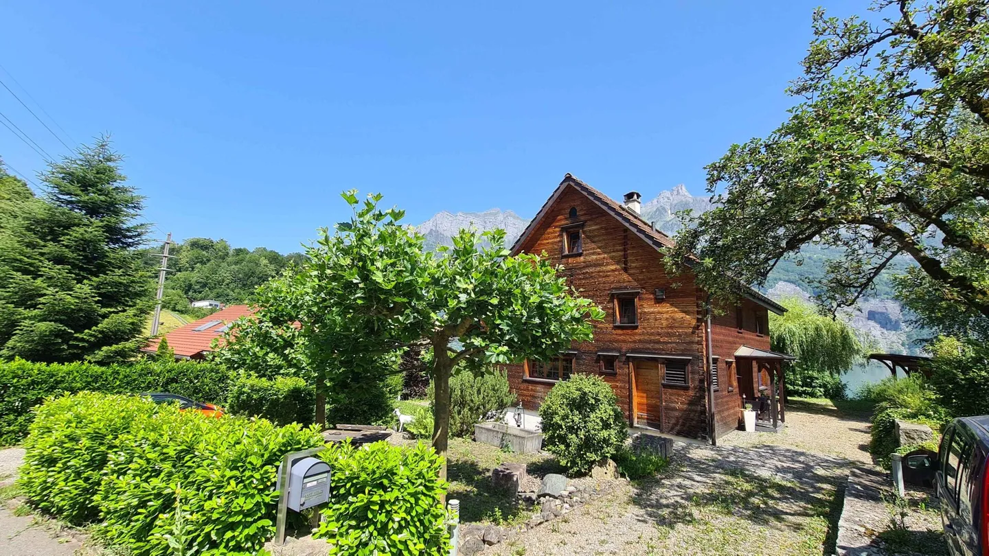 Traumhaus am Walensee - Foto 1 von 46