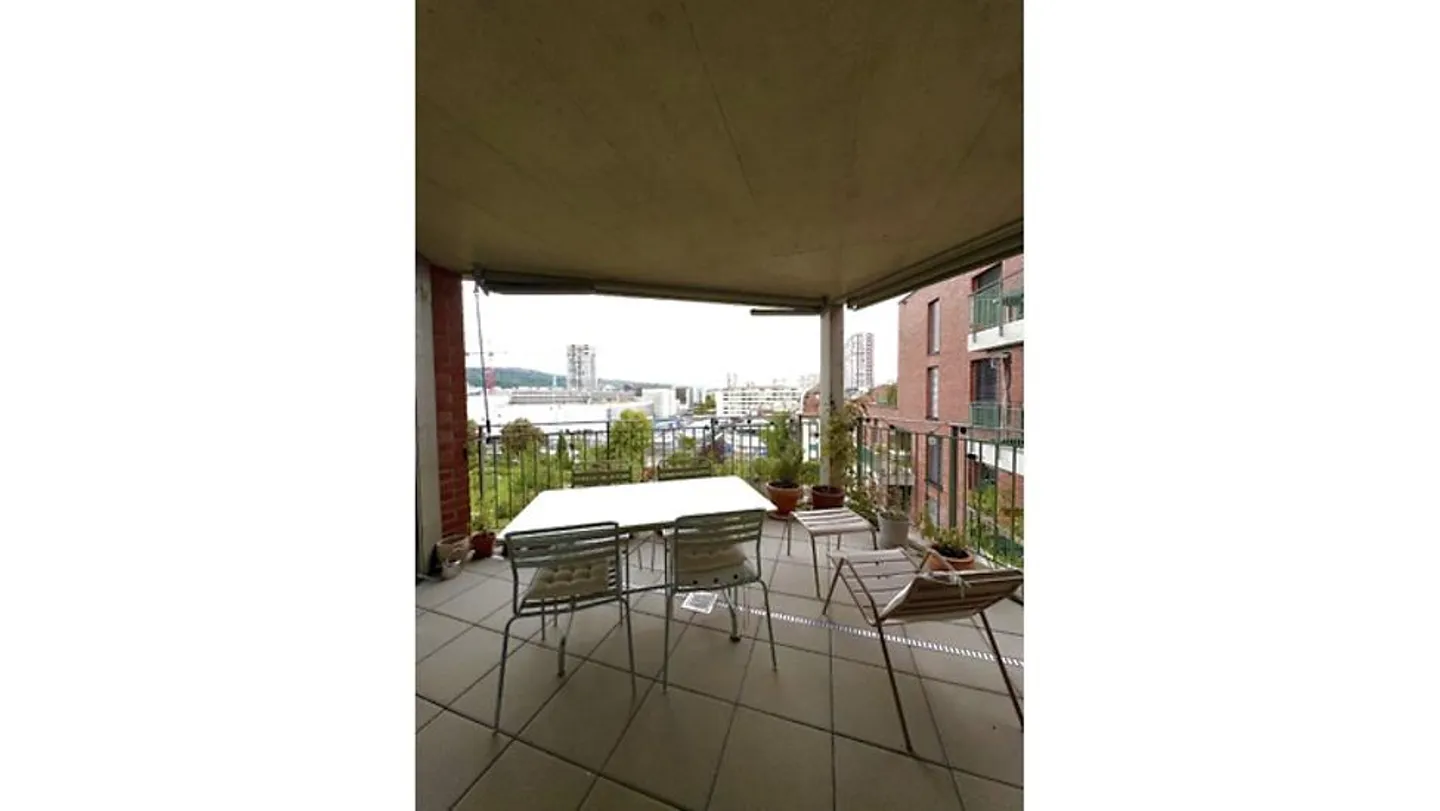 APPARTEMENT 2½ PIÈCES À ZURICH - DISTRICT 9 ALTSTETTEN, MEUBLÉ, TEMPORAIRE - Photo 8 sur 9