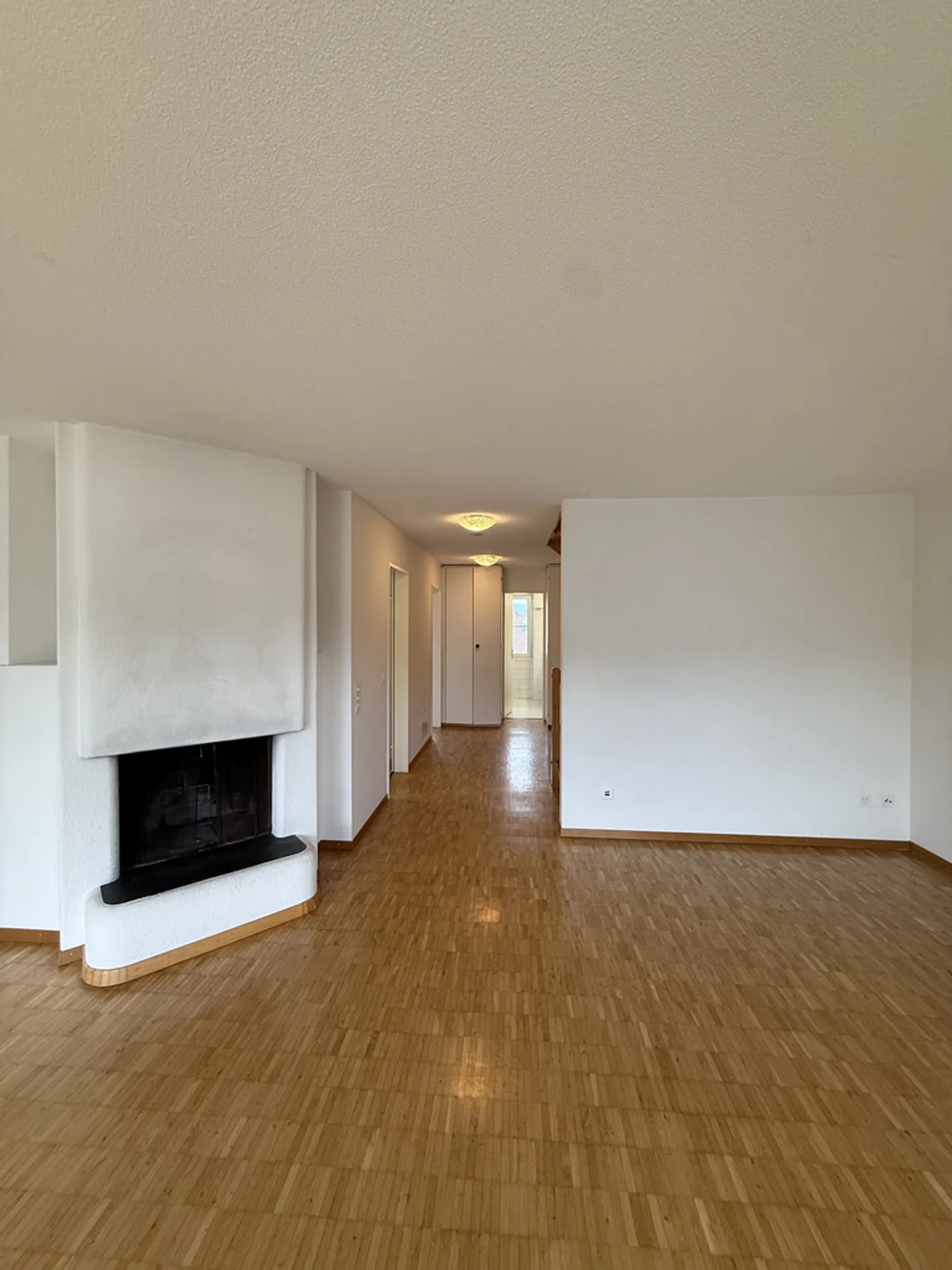 Appartamento duplex su due piani nel centro del villaggio! - Foto 3 di 11