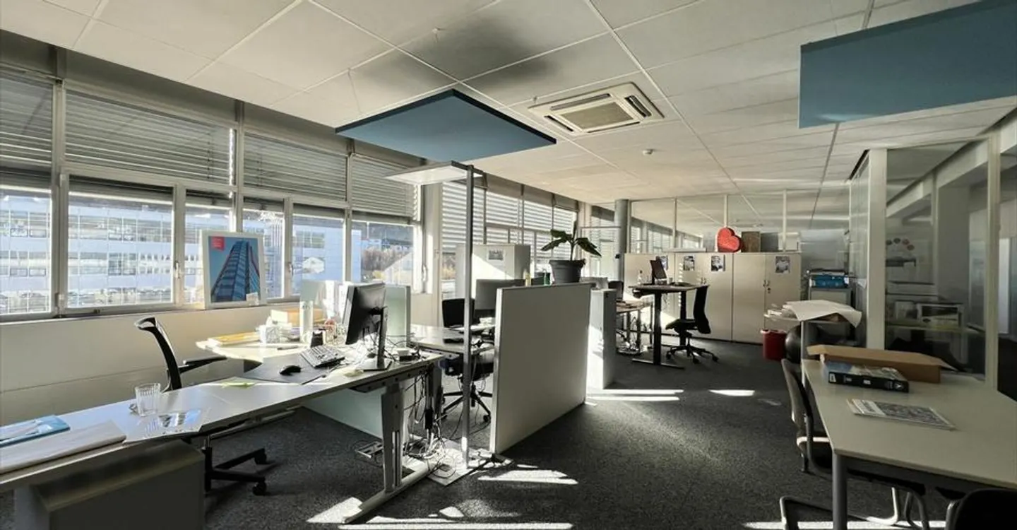 Große Büros | 850m2 | gute Zugangsmöglichkeiten - Foto 3 von 5
