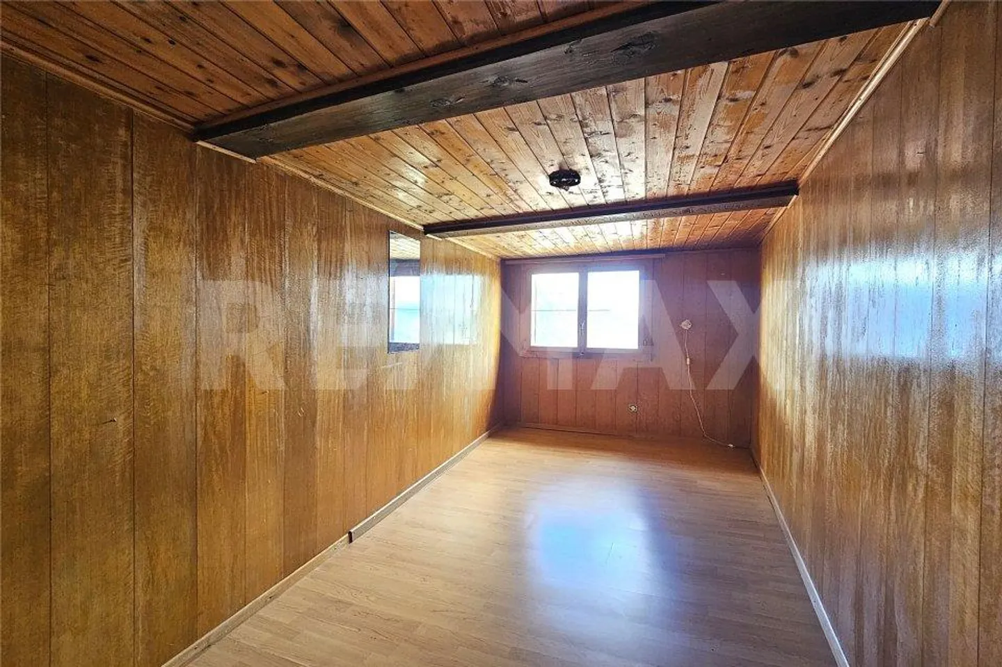 Appartement de 3 pièces avec combles et grand potentiel - Photo 7 sur 9