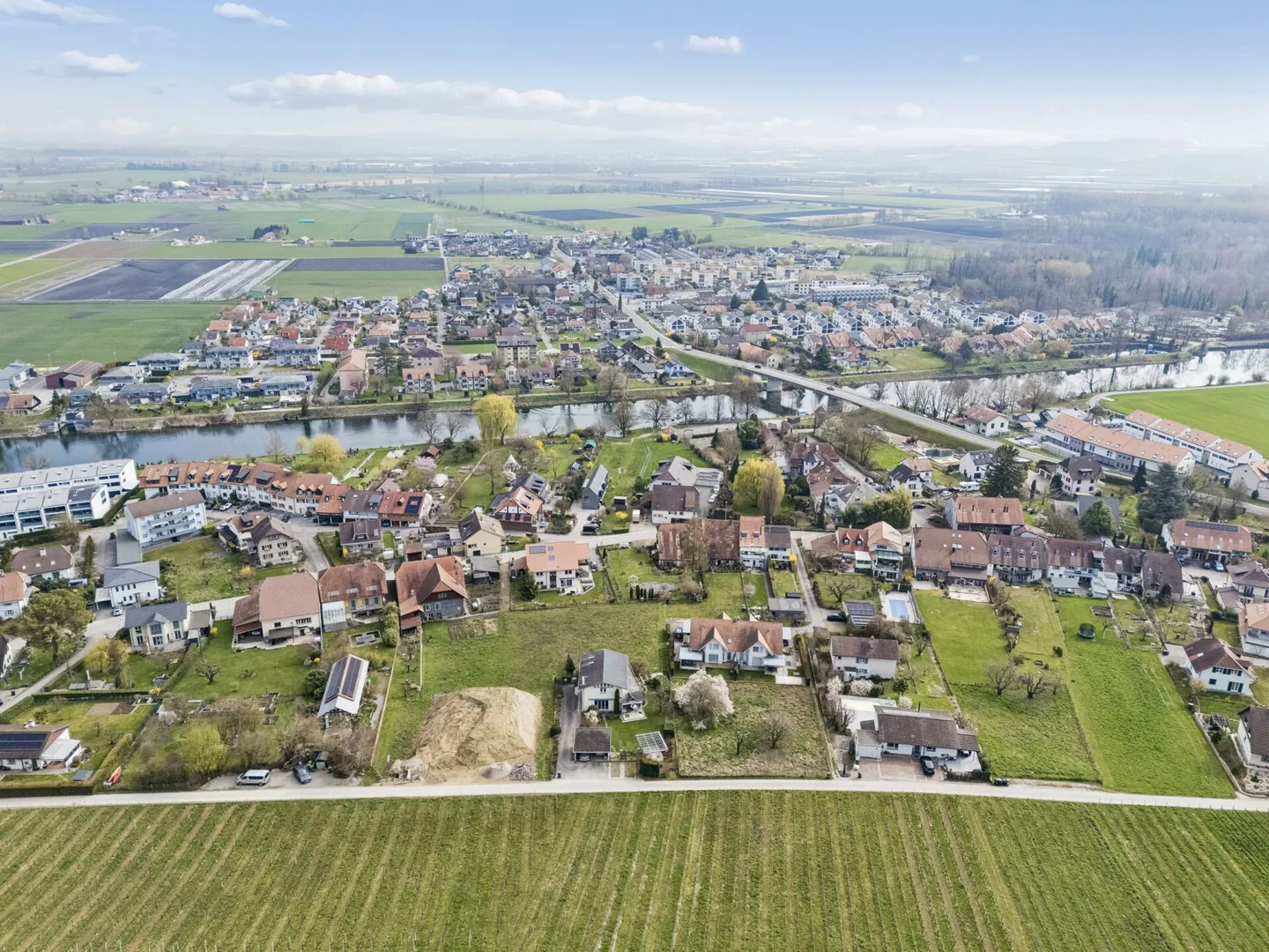 Unique Building Plot in Sugiez - Photo 4 of 13