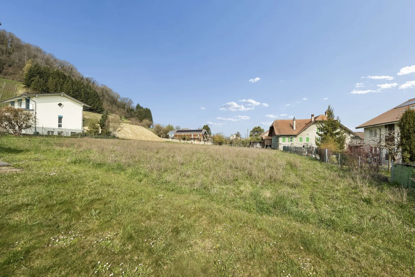 Unique Building Plot in Sugiez - Photo 12 of 13