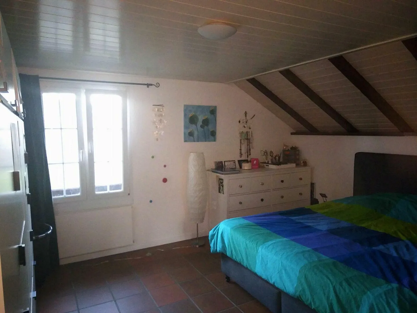 Appartamento mansardato con piccola galleria e giardino privato - Foto 11 di 21
