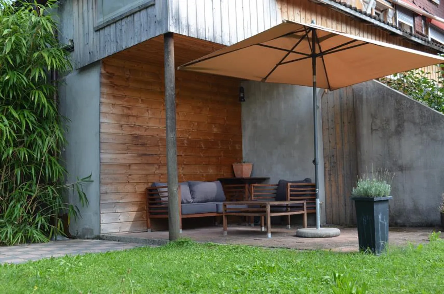 Appartamento mansardato con piccola galleria e giardino privato - Foto 15 di 21