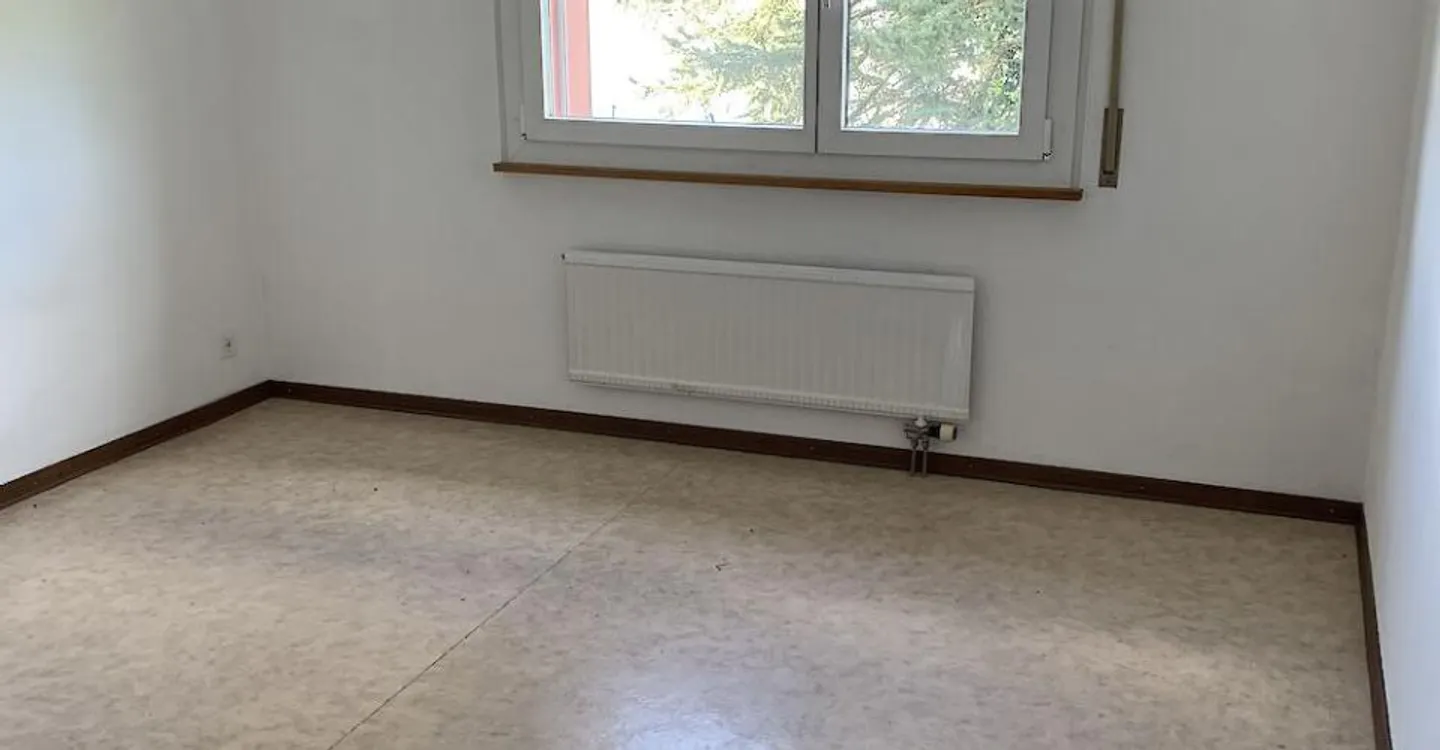 3.5 Room Apartment - Photo 5 of 7