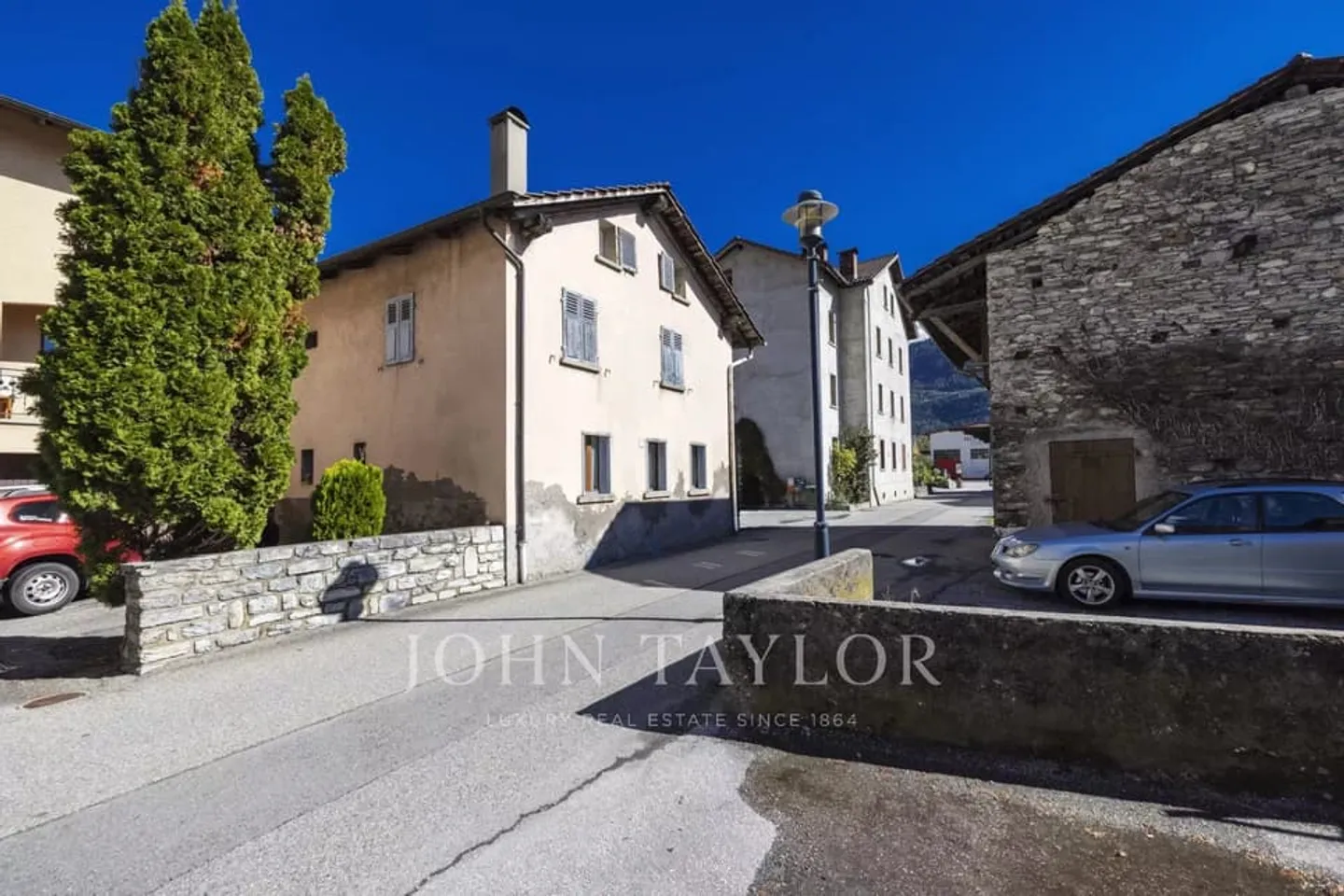 Two lots sold together, at the foot of the village in Ardon - Photo 1 of 13