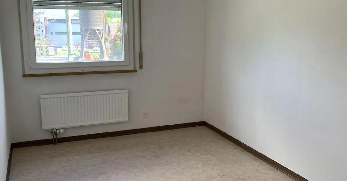 3.5 Room Apartment - Photo 4 of 7