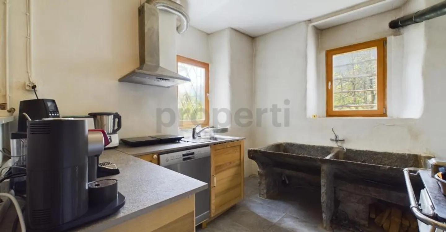 Picturesque multi-family house with land in the heart of the Blenio Valley - Photo 8 of 10