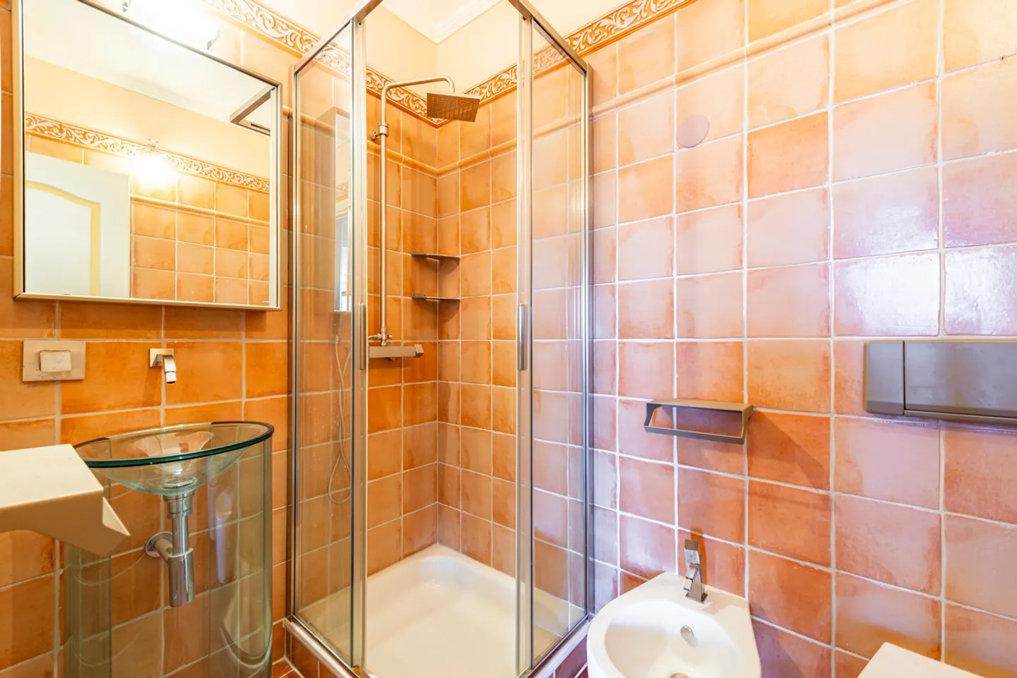 Ca' Rossa | Appartement élégant de 3,5 pièces surplombant tout le golfe de Lugano - Photo 13 sur 19