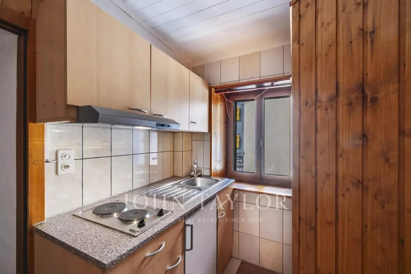 Two lots sold together, at the foot of the village in Ardon - Photo 8 of 13