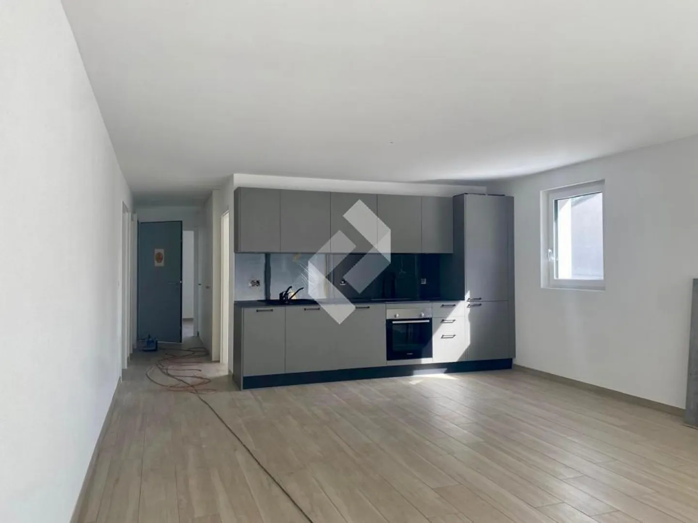 3,5 stanze NUOVE con giardino privato! - Foto 3 di 12