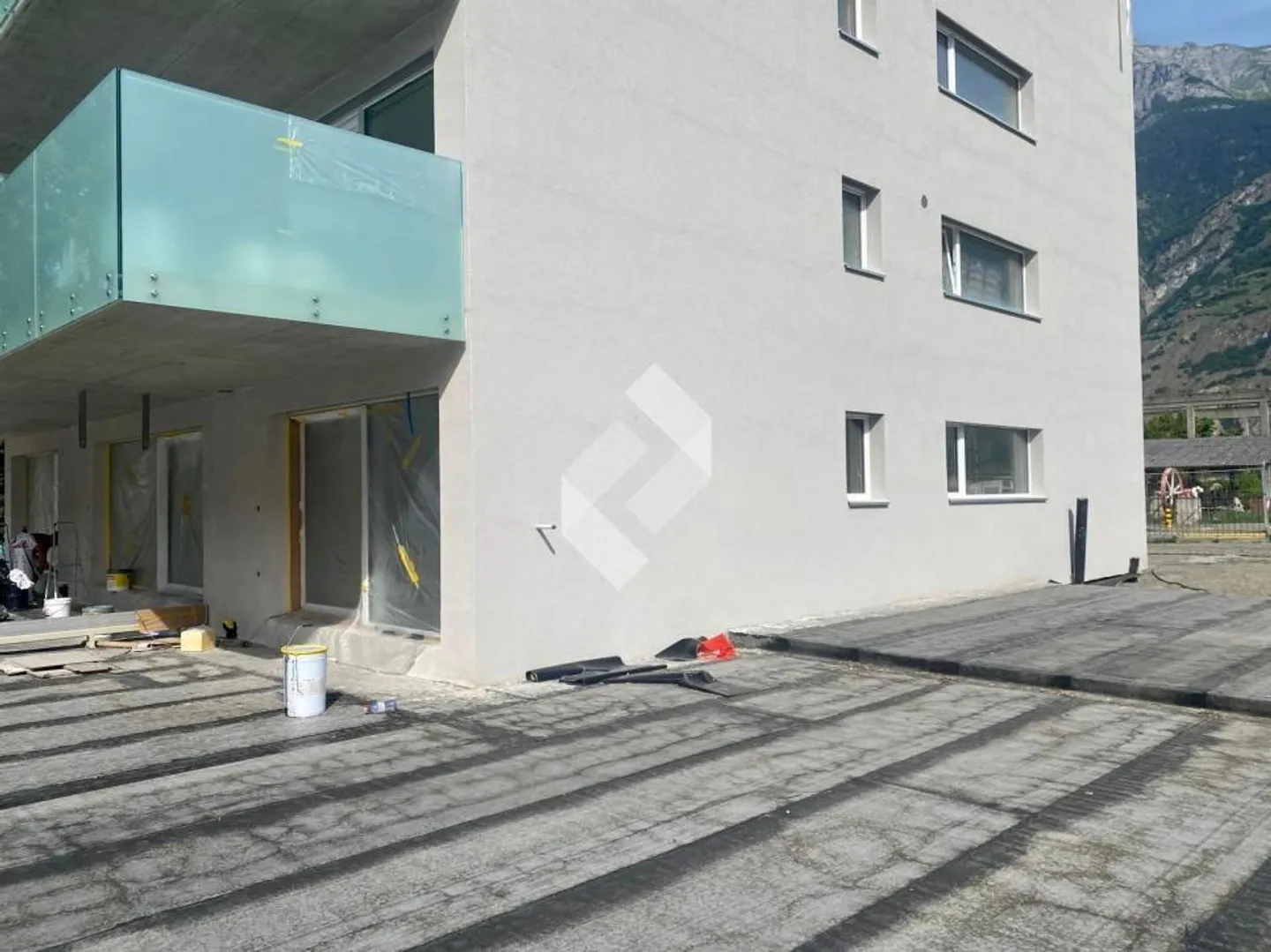 3,5 stanze NUOVE con giardino privato! - Foto 4 di 12
