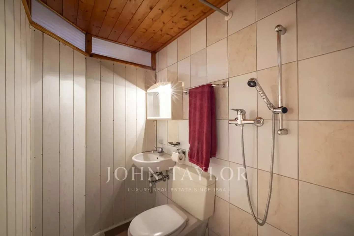 Two lots sold together, at the foot of the village in Ardon - Photo 9 of 13